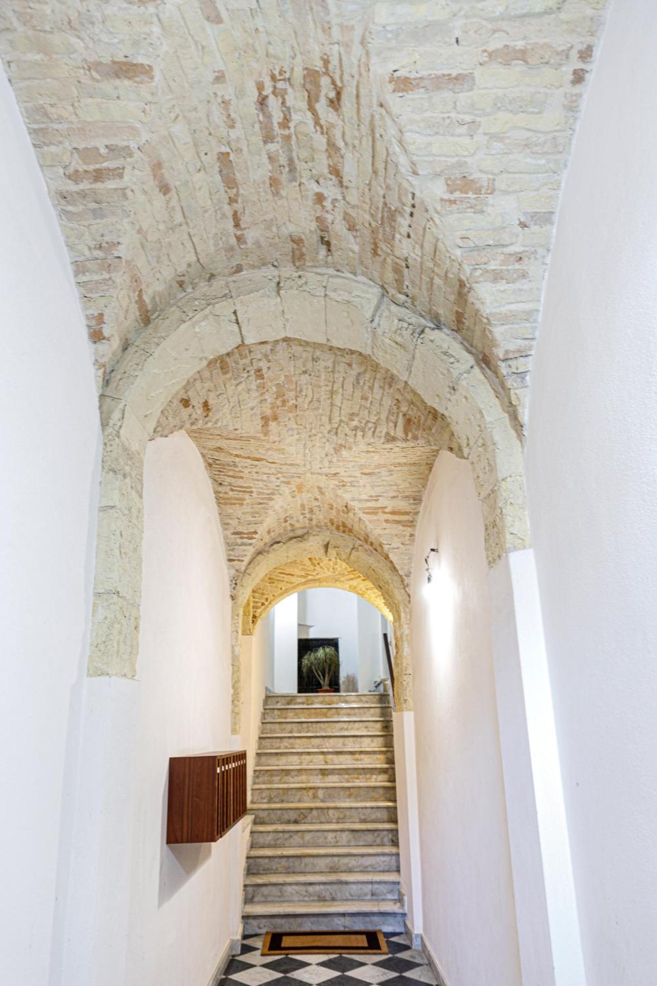 Corsovittorio87Suite Cagliari Buitenkant foto