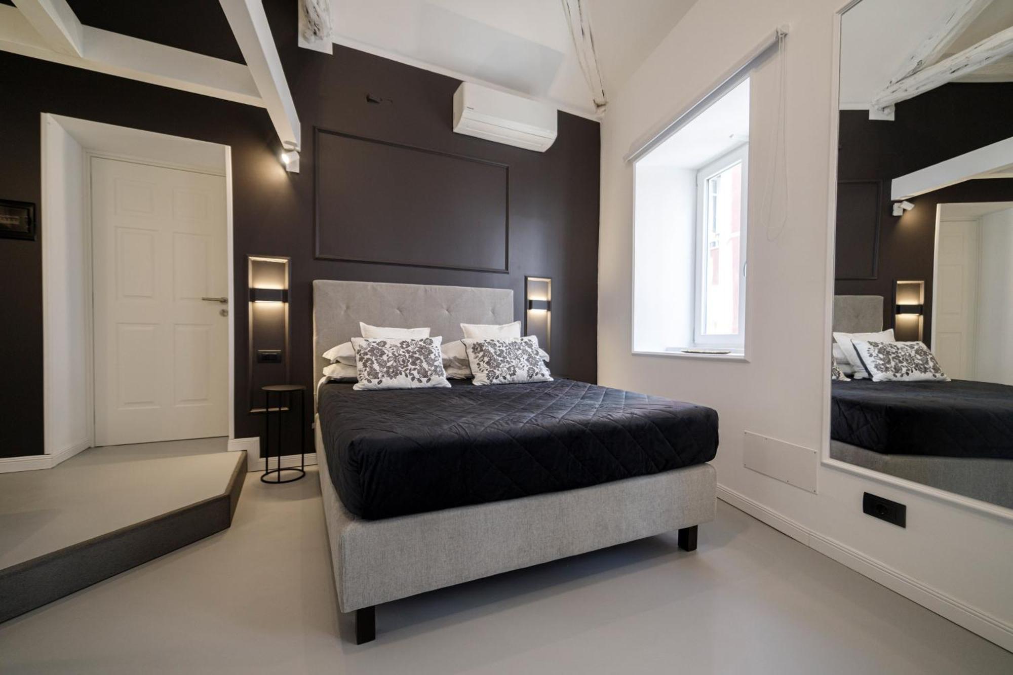 Corsovittorio87Suite Cagliari Buitenkant foto